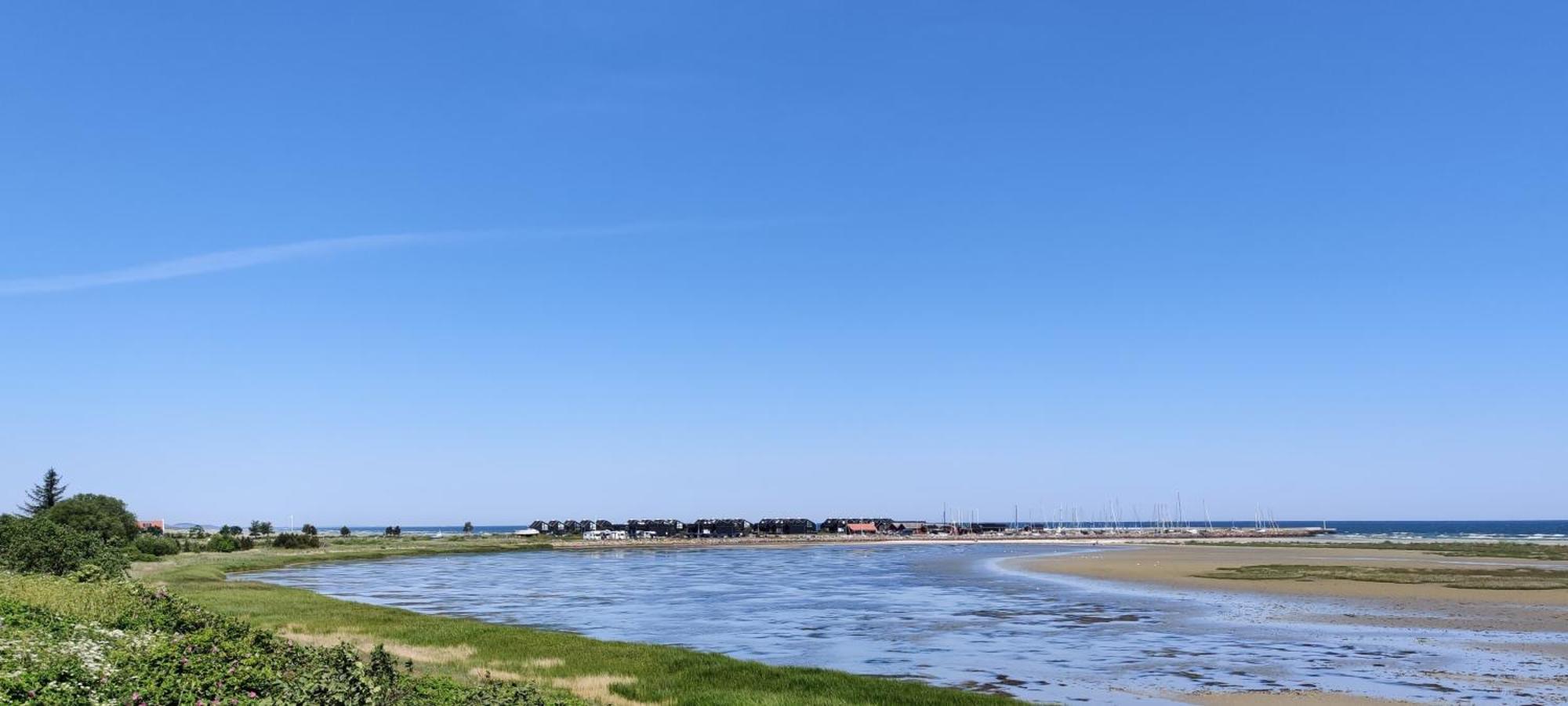 Havhuset I Oster Hurup - I Byen, Ved Stranden Villa Exterior photo